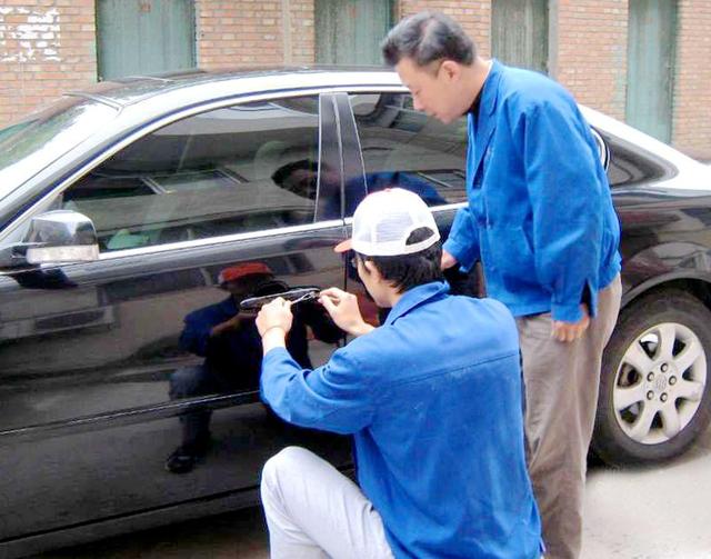 土桥开锁公司：车钥匙坏了怎么办